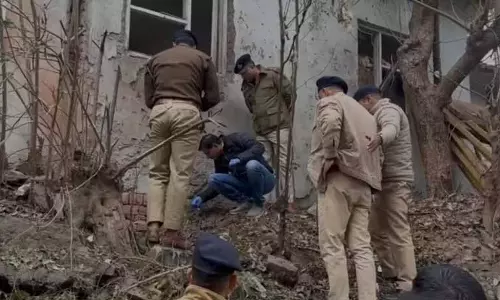 Nalagarh police station में धमाके के मामले में 2 लोग गिरफ्तार Nalagarh police station में धमाके के मामले में 2 लोग गिरफ्तार