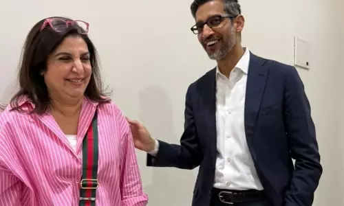 Farah Khan ने गूगल के CEO सुंदर पिचाई से बातचीत करके लोगों को हंसाया Farah Khan ने गूगल के CEO सुंदर पिचाई से बातचीत करके लोगों को हंसाया