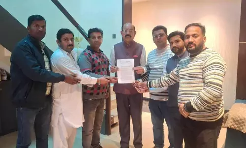 Jalandhar: शिक्षा विभाग के कर्मचारियों ने 31,000 रुपये वेतन कटौती को लेकर हड़ताल की धमकी दी