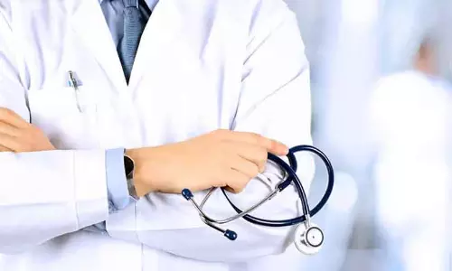 Doctor की हड़ताल जारी, मरीजों को परेशान कर रहे हैं ,सर्जरी पर रोक: मरीज घर लौटे Doctor की हड़ताल जारी, मरीजों को परेशान कर रहे हैं ,सर्जरी पर रोक: मरीज घर लौटे