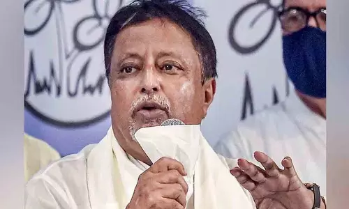 पूर्व Railway Minister मुकुल रॉय का 71 साल की उम्र में कार्डियक अरेस्ट से निधन पूर्व Railway Minister मुकुल रॉय का 71 साल की उम्र में कार्डियक अरेस्ट से निधन