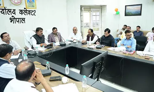 MP आलोक शर्मा ने अपर लेक को साफ रखने के लिए हाई-लेवल मीटिंग की अध्यक्षता की MP आलोक शर्मा ने अपर लेक को साफ रखने के लिए हाई-लेवल मीटिंग की अध्यक्षता की