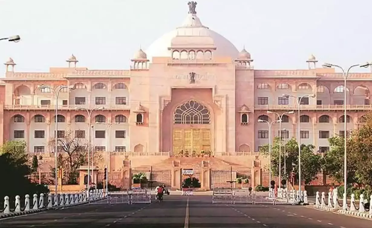 Jaipur: बीकानेर दुष्कर्म-हत्या प्रकरण पर सदन में हंगामा Jaipur: बीकानेर दुष्कर्म-हत्या प्रकरण पर सदन में हंगामा