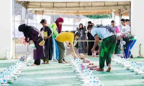 Philippines के बोंगाओ में भीषण आग, 5,000 से ज्यादा लोग बेघर Philippines के बोंगाओ में भीषण आग, 5,000 से ज्यादा लोग बेघर