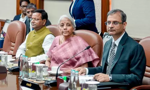 IDFC फर्स्ट बैंक फ्रॉड के मामले में RBI की नज़र, कोई सिस्टम से जुड़ा मुद्दा नहीं: गवर्नर मल्होत्रा IDFC फर्स्ट बैंक फ्रॉड के मामले में RBI की नज़र, कोई सिस्टम से जुड़ा मुद्दा नहीं: गवर्नर मल्होत्रा