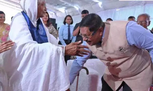 पूर्व Chief Justice मां-बेटी एप्रिसिएशन सेरेमनी में मौजूद