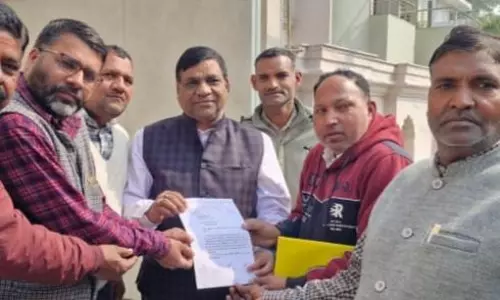Bareilly: शिक्षामित्रों ने मुख्यमंत्री को भेजा आभार पत्र