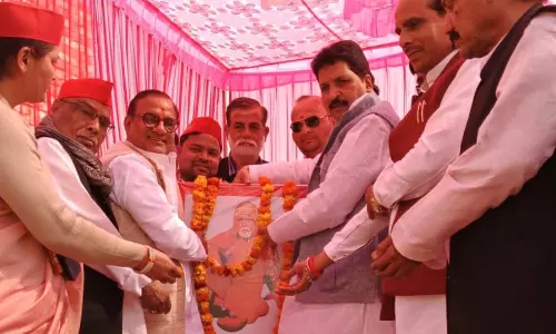 Sambhal: संत गाडगे महाराज की 150वीं जयंती पर श्रद्धांजलि Sambhal: संत गाडगे महाराज की 150वीं जयंती पर श्रद्धांजलि