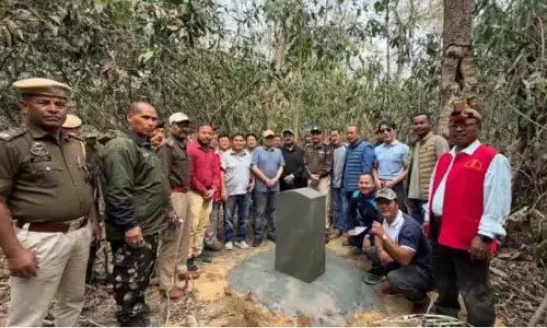 Assam -अरुणाचल सीमा विवाद में पहला बॉर्डर पिलर, हिमंत सरमा ने बताया “ऐतिहासिक मील का पत्थर” Assam -अरुणाचल सीमा विवाद में पहला बॉर्डर पिलर, हिमंत सरमा ने बताया “ऐतिहासिक मील का पत्थर”