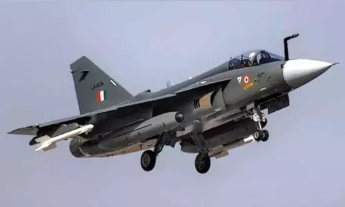 IAF ने तेजस एयरक्राफ्ट फ्लीट को ग्राउंड किया, HAL ने हादसे को तकनीकी घटना बताया IAF ने तेजस एयरक्राफ्ट फ्लीट को ग्राउंड किया, HAL ने हादसे को तकनीकी घटना बताया