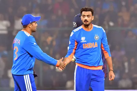 टी20 वर्ल्ड कप: अक्षर पटेल को क्यों ड्रॉप किया गया? सहायक कोच रायन टेन डेशकाटे ने किया खुलासा टी20 वर्ल्ड कप: अक्षर पटेल को क्यों ड्रॉप किया गया? सहायक कोच रायन टेन डेशकाटे ने किया खुलासा