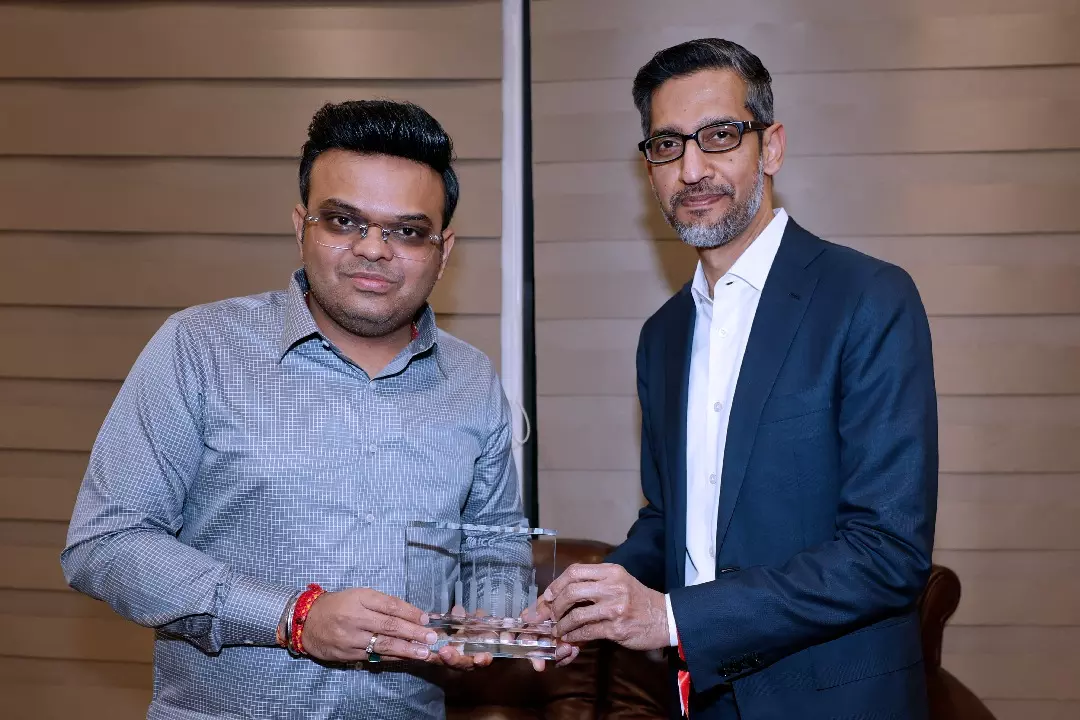 T20 WC: अहमदाबाद में भारत-दक्षिण अफ्रीका मैच देखने पहुंचे गूगल के CEO पिचाई T20 WC: अहमदाबाद में भारत-दक्षिण अफ्रीका मैच देखने पहुंचे गूगल के CEO पिचाई