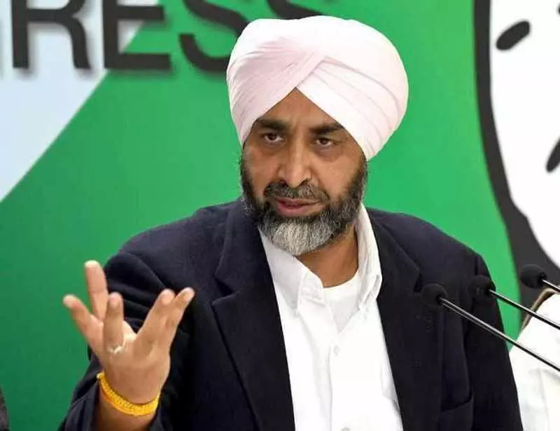 Manpreet Badal ने शिअद में वापसी की अटकलों को खारिज किया, अफवाहों को गलत सूचना बताया Manpreet Badal ने शिअद में वापसी की अटकलों को खारिज किया, अफवाहों को गलत सूचना बताया