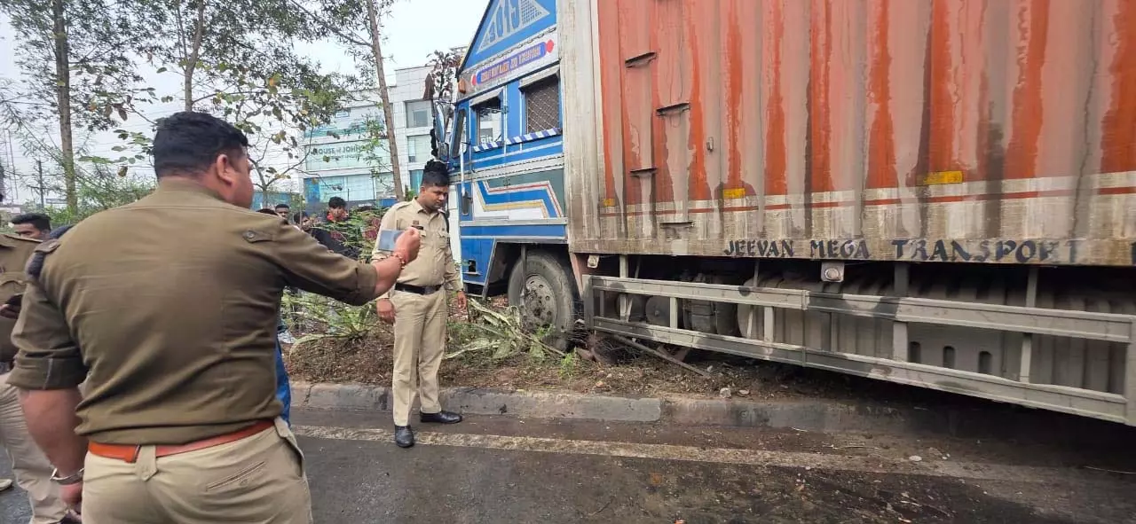 राजेंद्र नगर के पास ट्रक ने शख्स को कुचला, मौत राजेंद्र नगर के पास ट्रक ने शख्स को कुचला, मौत