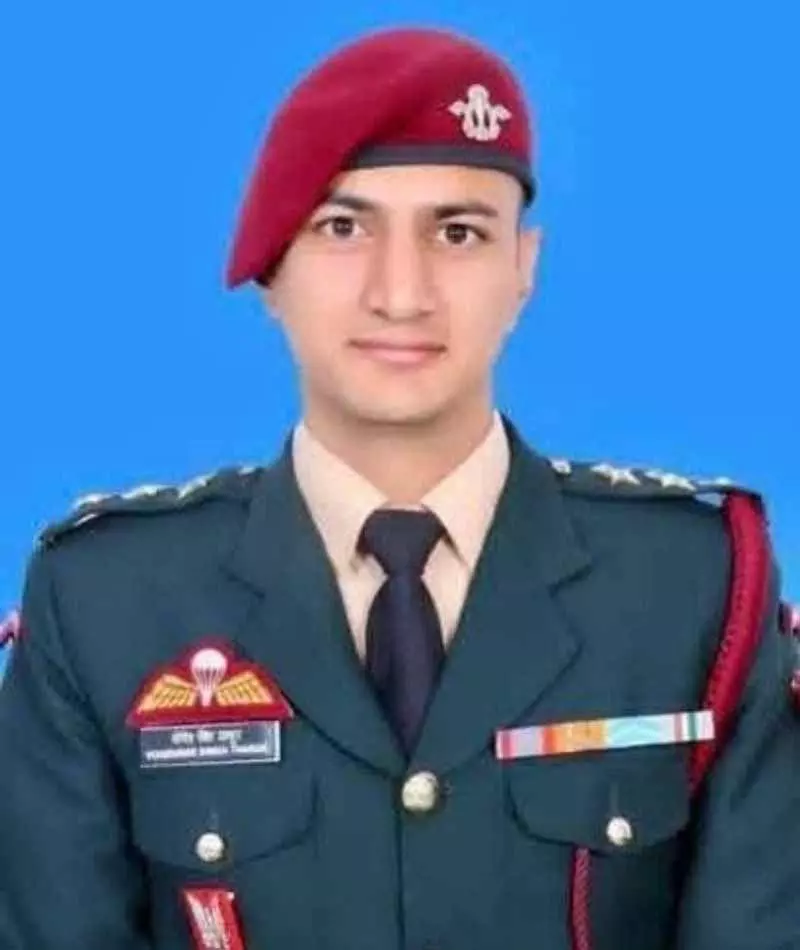 चैल मिलिट्री स्कूल के पूर्व छात्र को Shaurya Chakra से सम्मानित किया गया चैल मिलिट्री स्कूल के पूर्व छात्र को Shaurya Chakra से सम्मानित किया गया
