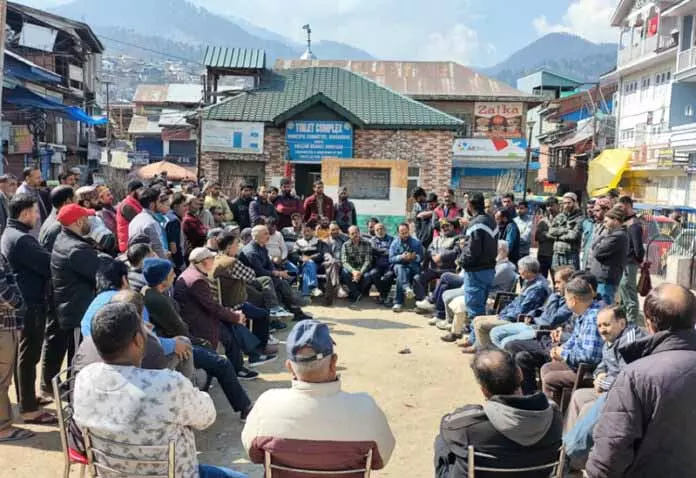 BHADERWAH: कई संगठनों और सिविल सोसाइटी ने लगातार भेदभाव की आलोचना की BHADERWAH: कई संगठनों और सिविल सोसाइटी ने लगातार भेदभाव की आलोचना की