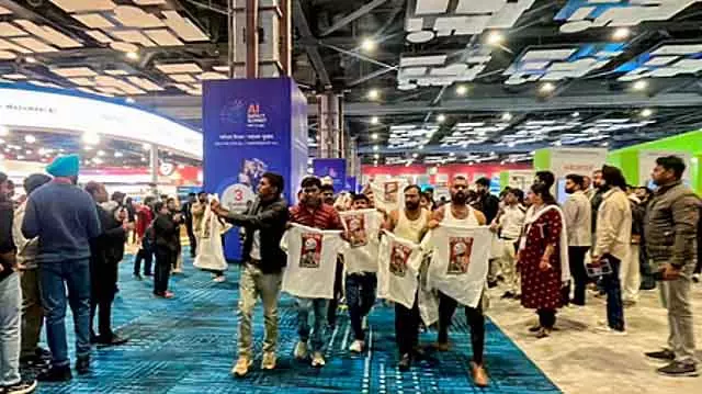 AI समिट में यूथ कांग्रेस का शर्टलेस प्रदर्शन पब्लिक ऑर्डर पर हमला: कोर्ट AI समिट में यूथ कांग्रेस का शर्टलेस प्रदर्शन पब्लिक ऑर्डर पर हमला: कोर्ट