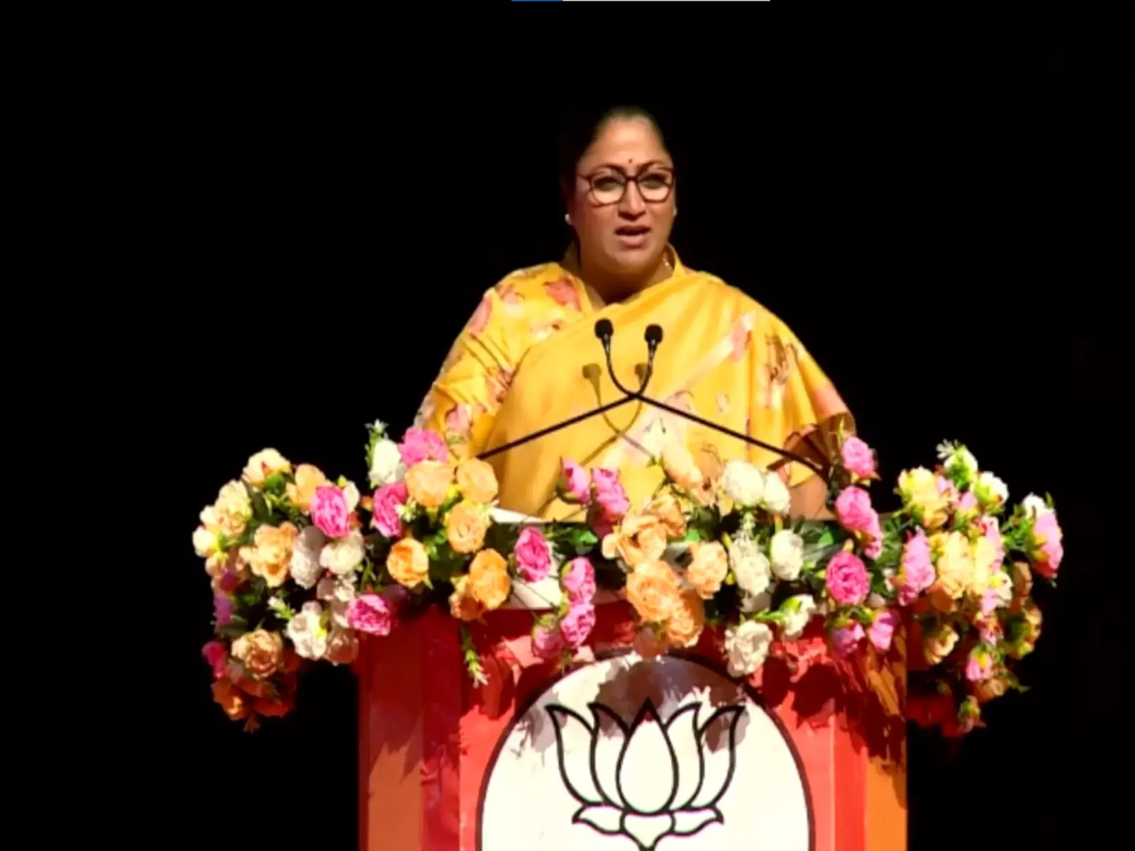 Rekha Gupta ने ममता बनर्जी पर निशाना साधते हुए कहा, बंगाली विकास से वंचित रहे Rekha Gupta ने ममता बनर्जी पर निशाना साधते हुए कहा, बंगाली विकास से वंचित रहे