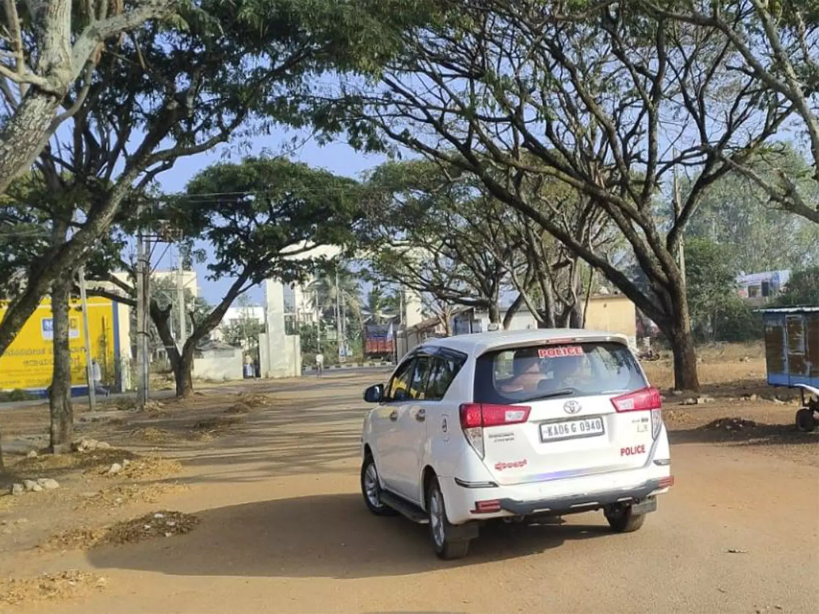 दलित नवविवाहित जोड़े को मंदिर में प्रवेश से वंचित करने के बाद Tumakuru में एक व्यक्ति को गिरफ्तार किया गया दलित नवविवाहित जोड़े को मंदिर में प्रवेश से वंचित करने के बाद Tumakuru में एक व्यक्ति को गिरफ्तार किया गया