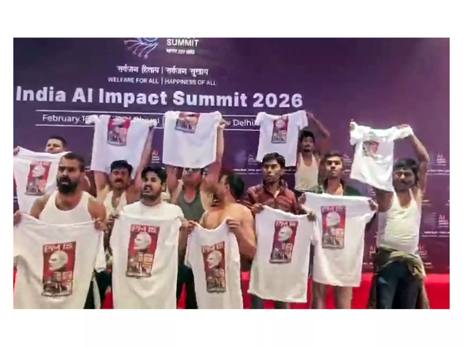 भारत भर के शिक्षाविदों ने AI इम्पैक्ट समिट में यूथ कांग्रेस के विरोध प्रदर्शन की निंदा की भारत भर के शिक्षाविदों ने AI इम्पैक्ट समिट में यूथ कांग्रेस के विरोध प्रदर्शन की निंदा की