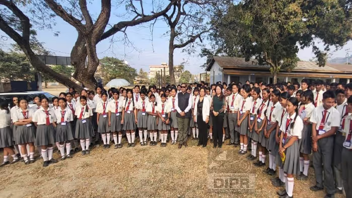 PM SHRI स्कूलों की गिरती भर्ती और प्रदर्शन पर समीक्षा में चिंता जताई गई PM SHRI स्कूलों की गिरती भर्ती और प्रदर्शन पर समीक्षा में चिंता जताई गई