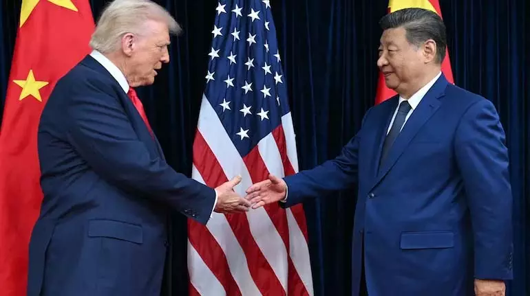 टैरिफ में बदलाव के बाद Trump summit से पहले शी को बढ़त मिली टैरिफ में बदलाव के बाद Trump summit से पहले शी को बढ़त मिली
