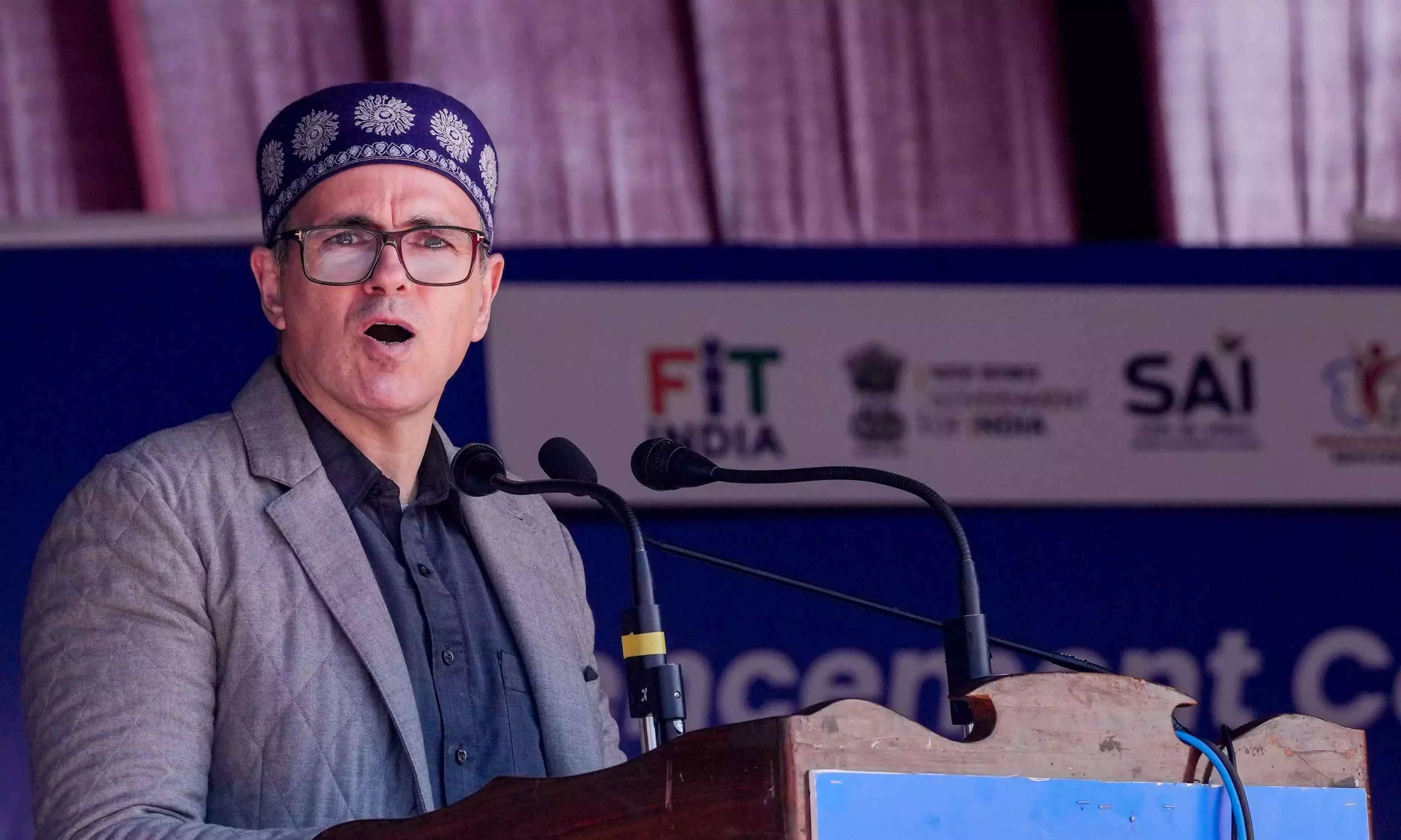 Omar Abdullah ने ममता बनर्जी को INDIA ब्लॉक लीडर बताने वाली अटकलें खारिज की Omar Abdullah ने ममता बनर्जी को INDIA ब्लॉक लीडर बताने वाली अटकलें खारिज की