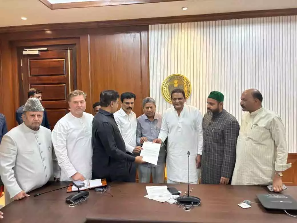 बांसवाड़ा हिंसा: AIMIM ने बेगुनाह नौजवानों की रिहाई और दुकानों के मुआवजे की मांग की बांसवाड़ा हिंसा: AIMIM ने बेगुनाह नौजवानों की रिहाई और दुकानों के मुआवजे की मांग की