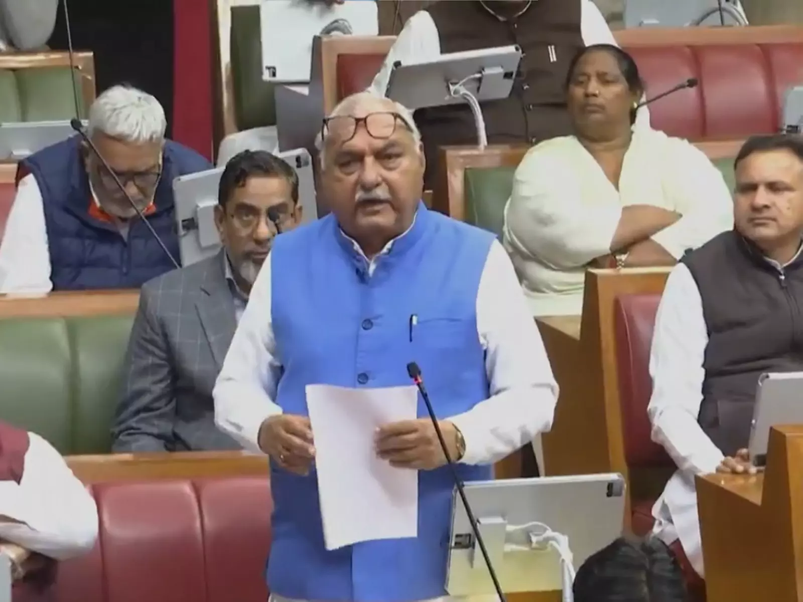 IDFC फर्स्ट बैंक धोखाधड़ी मामले पर हुड्डा ने सैनी सरकार की आलोचना की IDFC फर्स्ट बैंक धोखाधड़ी मामले पर हुड्डा ने सैनी सरकार की आलोचना की
