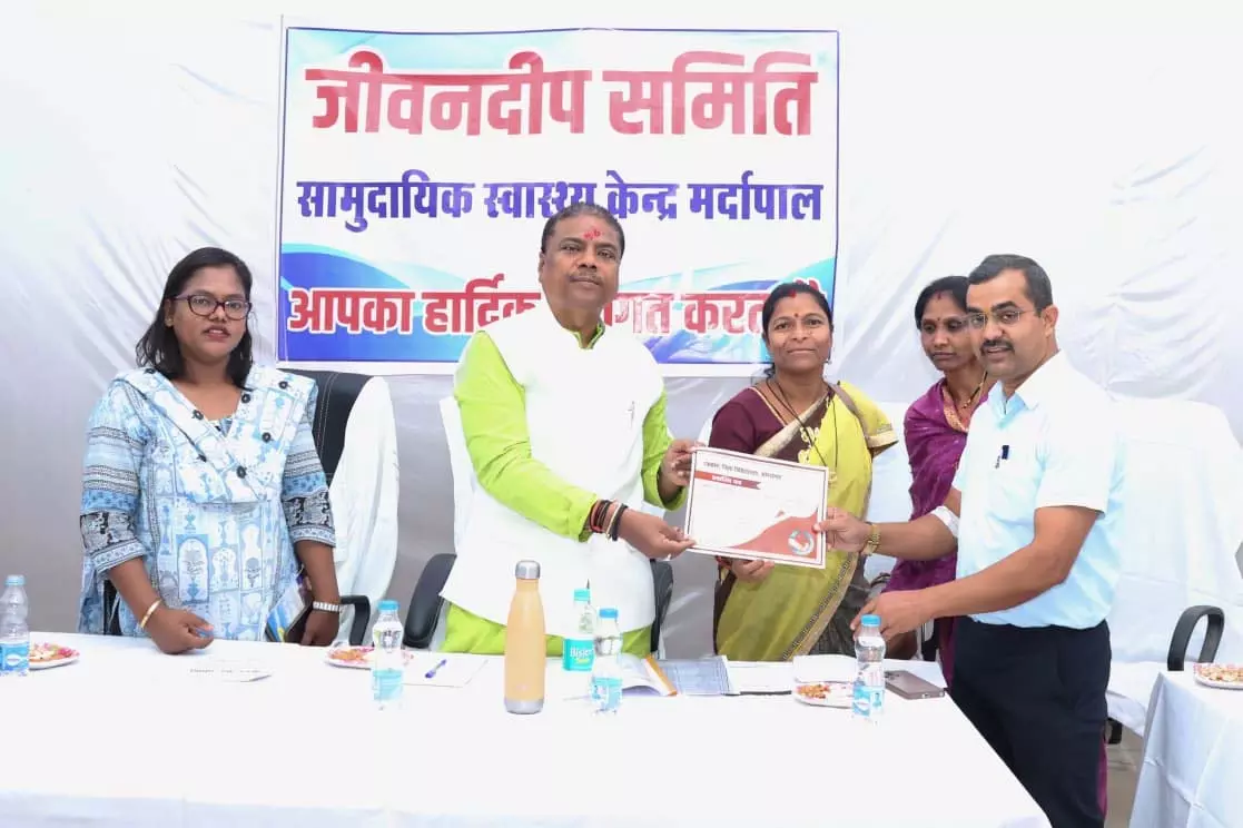 स्वास्थ्य सेवाओं के सुदृढ़ीकरण हेतु वन मंत्री ने की जीवन दीप समिति की समीक्षा स्वास्थ्य सेवाओं के सुदृढ़ीकरण हेतु वन मंत्री ने की जीवन दीप समिति की समीक्षा