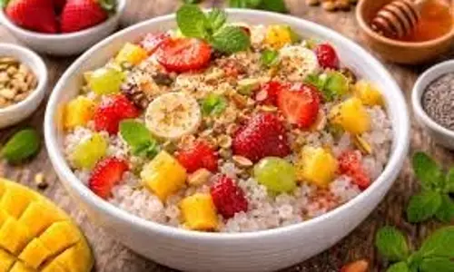 Sabudana Fruit Bowl: मिनटों में बनाएं साबूदाना फ्रूट बाउल Sabudana Fruit Bowl: मिनटों में बनाएं साबूदाना फ्रूट बाउल