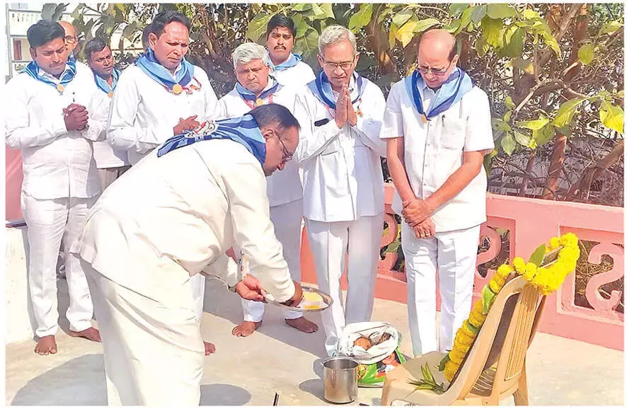 Andhra: स्किल डेवलपमेंट सेंटर की नींव रखी गई Andhra: स्किल डेवलपमेंट सेंटर की नींव रखी गई
