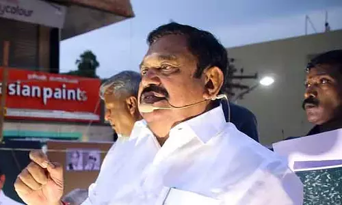 DMK सरकार असली अपराधियों को भागने दे रही है: एडप्पादी के. पलानीस्वामी DMK सरकार असली अपराधियों को भागने दे रही है: एडप्पादी के. पलानीस्वामी