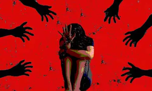 Tamil Nadu : दिव्यांग महिला के यौन उत्पीड़न के आरोप में कर्मचारी गिरफ्तार Tamil Nadu : दिव्यांग महिला के यौन उत्पीड़न के आरोप में कर्मचारी गिरफ्तार
