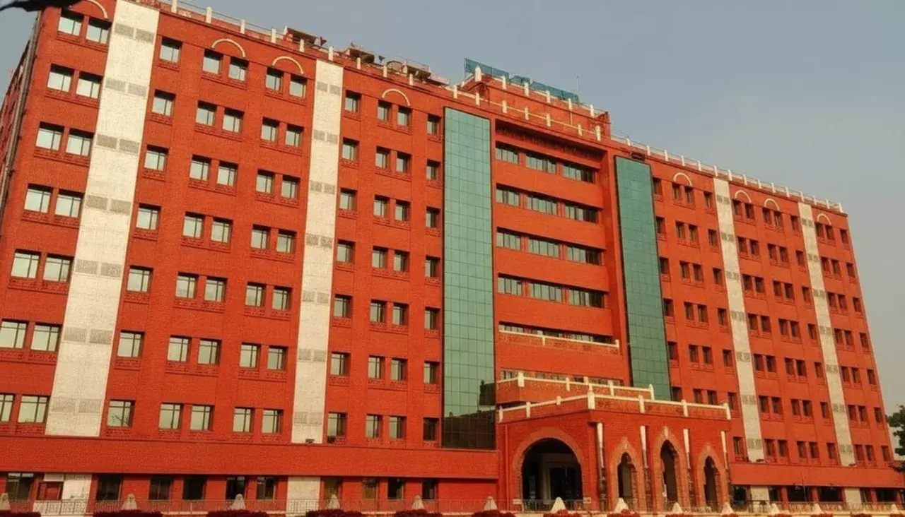 Court ने करोड़ रुपये के बकाये पर कटक में भूमि रिकॉर्ड कार्यालय की संपत्ति जब्त करने का आदेश दिया Court ने करोड़ रुपये के बकाये पर कटक में भूमि रिकॉर्ड कार्यालय की संपत्ति जब्त करने का आदेश दिया