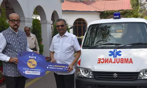 राज्यपाल डेका ने निरामय आरोग्य संस्थान को सौंपी एम्बुलेंस की चाबी राज्यपाल डेका ने निरामय आरोग्य संस्थान को सौंपी एम्बुलेंस की चाबी