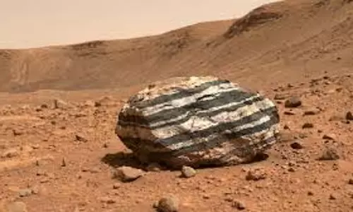 Science: मंगल ग्रह की पहाड़ियों पर मिला अजीब पत्थर,जानिए क्या है Zebra Rock Science: मंगल ग्रह की पहाड़ियों पर मिला अजीब पत्थर,जानिए क्या है Zebra Rock