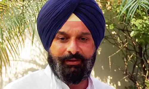 अदालत ने शिअद के Bikram Majithia को पेशी से छूट दी अदालत ने शिअद के Bikram Majithia को पेशी से छूट दी