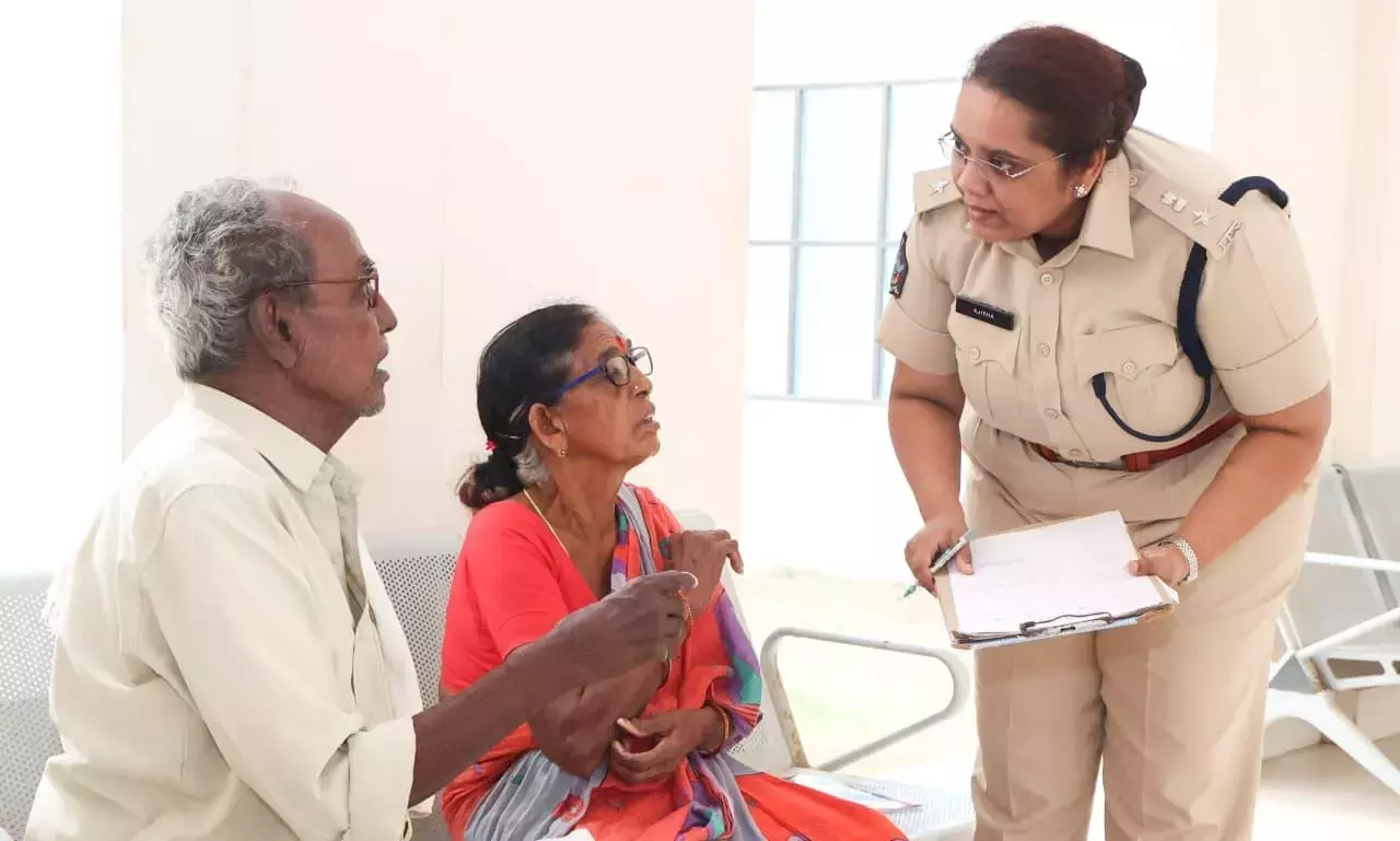 शिकायत meeting में 123 लोगों पर उत्पीड़न, नाबालिग के लापता होने का आरोप