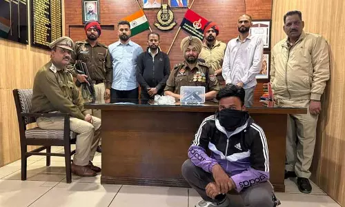 Garhshankar में ASI की पत्नी की हत्या की गुत्थी सुलझी, भतीजा गिरफ्तार Garhshankar में ASI की पत्नी की हत्या की गुत्थी सुलझी, भतीजा गिरफ्तार