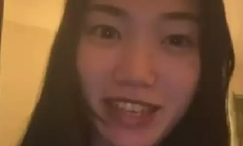 Japanese महिला के मराठी सीखने वाले वीडियो पर बहस छिड़ी, राज ठाकरे ने रिएक्ट किया Japanese महिला के मराठी सीखने वाले वीडियो पर बहस छिड़ी, राज ठाकरे ने रिएक्ट किया