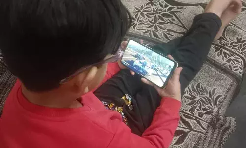 माता-पिता और शिक्षकों को बच्चों के स्क्रीन टाइम को रेगुलेट करना चाहिए: Ludhiana experts माता-पिता और शिक्षकों को बच्चों के स्क्रीन टाइम को रेगुलेट करना चाहिए: Ludhiana experts