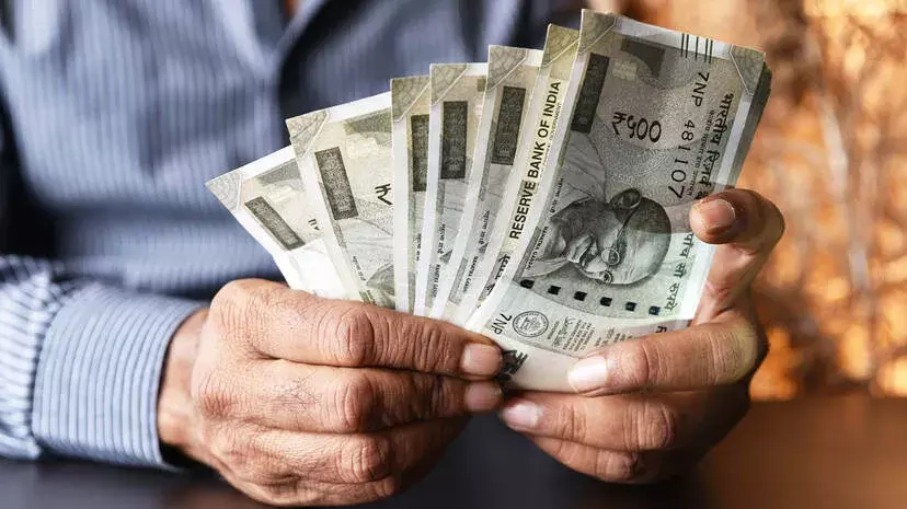 kerala: पे रिवीजन कमीशन की नियुक्ति के बावजूद कर्मचारी परेशान kerala: पे रिवीजन कमीशन की नियुक्ति के बावजूद कर्मचारी परेशान