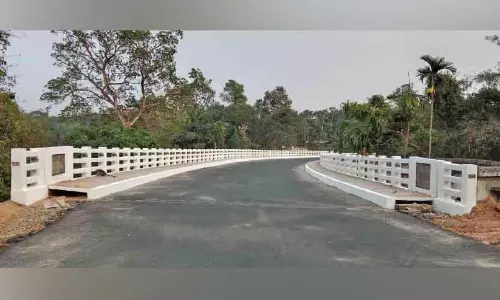Kerala : बाढ़ से खराब हुए शारंगाकावु एम्बुलन ब्रिज की जगह नया पुल बनेगा; उद्घाटन आज