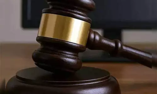 डीबी ने GMC की अमृत फार्मेसी से कथित चोरी पर SSP से हलफनामा मांगा डीबी ने GMC की अमृत फार्मेसी से कथित चोरी पर SSP से हलफनामा मांगा