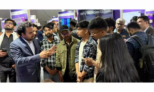 SMVDU के छात्रों ने एआई समिट 2026 का दौरा किया