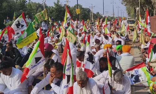 किसान यूनियनों ने Kurukshetra में 3 दिन का विरोध प्रदर्शन शुरू किया किसान यूनियनों ने Kurukshetra में 3 दिन का विरोध प्रदर्शन शुरू किया