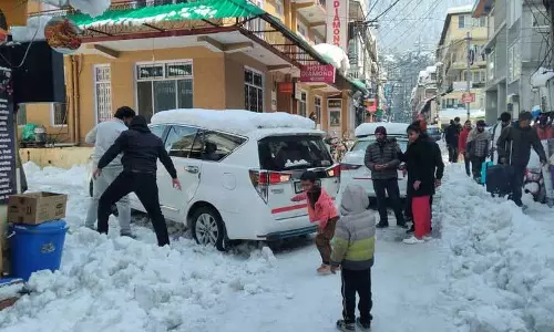 Manali के होटल मालिक बढ़ते रेगुलेटरी दबाव और लागत से चिंतित हैं Manali के होटल मालिक बढ़ते रेगुलेटरी दबाव और लागत से चिंतित हैं