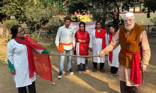 ESRM ने नुक्कड़ नाटक ‘नशा मुक्ति की अलख जगाओ’ का मंचन किया ESRM ने नुक्कड़ नाटक ‘नशा मुक्ति की अलख जगाओ’ का मंचन किया