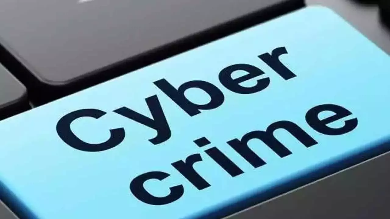 Telangana: साइबर क्राइम पुलिस ने AI-बेस्ड बायोमेट्रिक स्कैम को पकड़ा Telangana: साइबर क्राइम पुलिस ने AI-बेस्ड बायोमेट्रिक स्कैम को पकड़ा